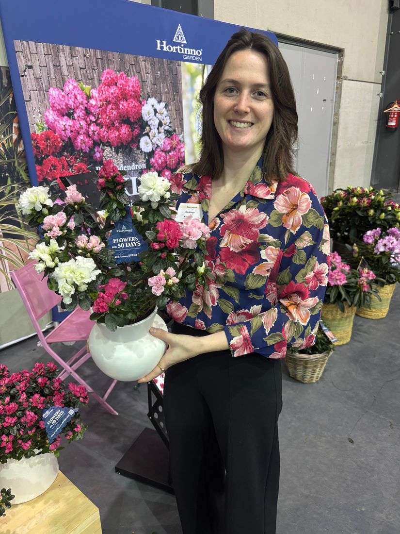 Silke Sercu of Hortinno presenting the Bloom’Z Bouquet potted azalea concept at Florall Spring 2026.