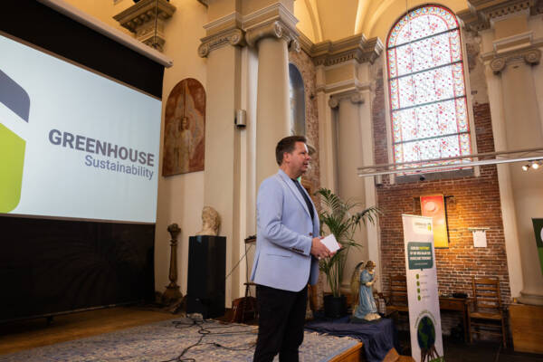 Speaker presenting ESG and sustainability topics at Tuinbouw Footprint Event in the Netherlands