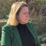 Dr. Heather Barrett-Mold 