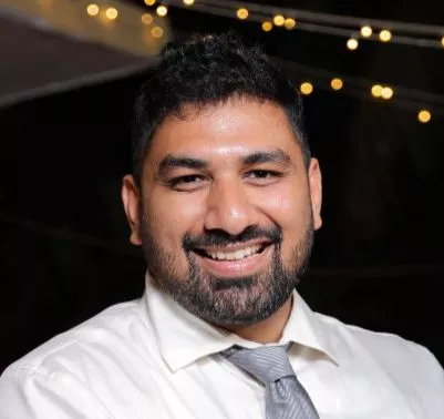 Alstun Diniz oversees the daily operations of Marquis Flowers, Oman, in its Bahrain and Qatar subsidiaries.